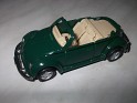 1:36 - Maisto - Volkswagen - VW 1303 Cabriolet - Dark Green - Street - 0